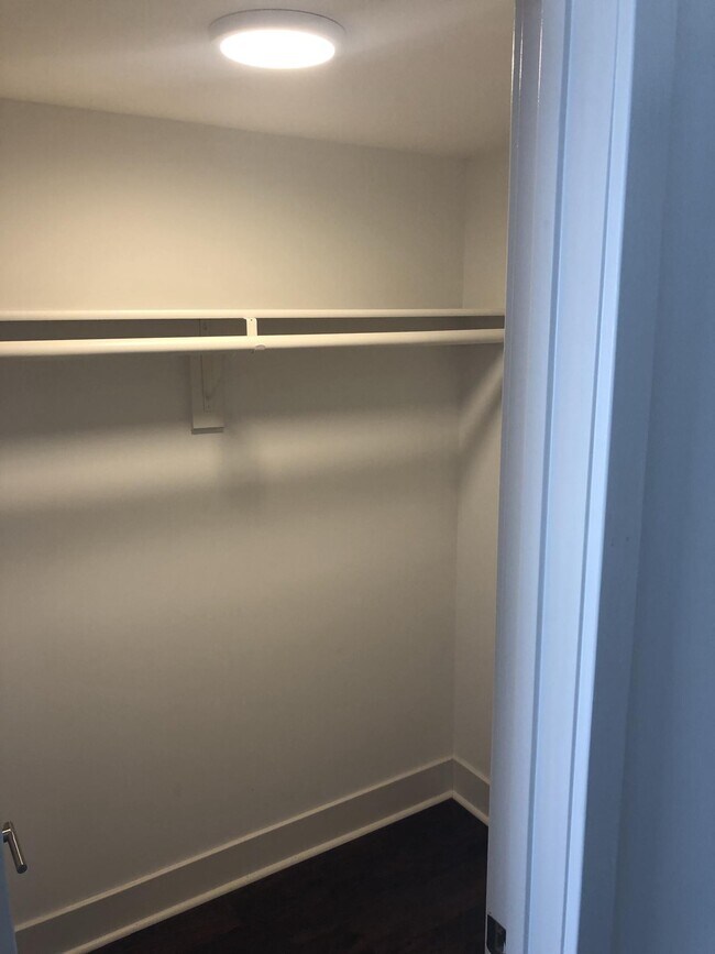 Building Photo - 2833 Georgia Ave NW