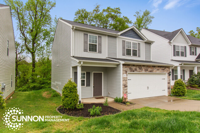 Building Photo - 3 Bed/2.5 Bath Home Close to Mountain Isla...