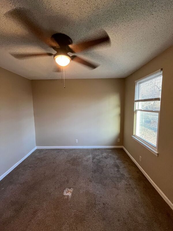 Building Photo - 2542 Highland Trace Dr