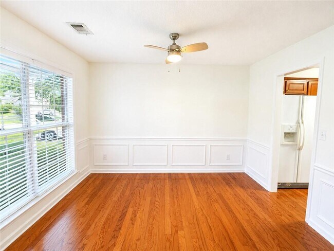 Building Photo - 8835 Grappe Trace