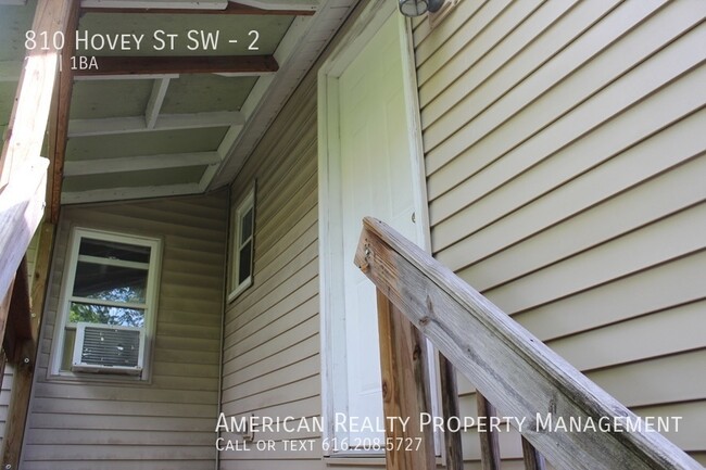 Building Photo - 810 Hovey St SW