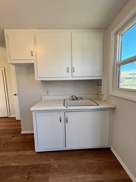 Building Photo - 302 Union St