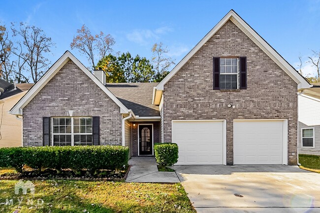 Building Photo - 3063 Dogwood Ave