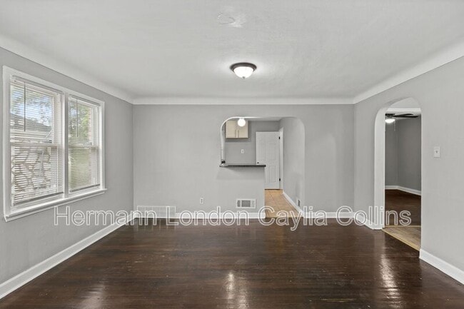 Building Photo - 7024 Claremore Ave