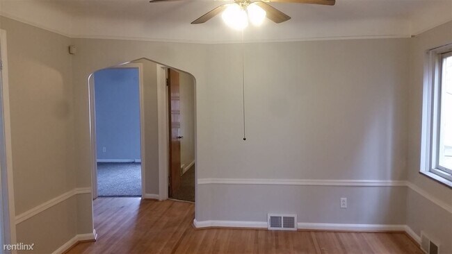 Building Photo - 3 br, 2.5 bath House - 17134 Sunderland Rd