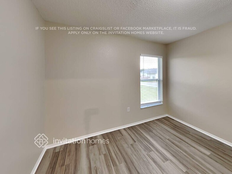 Building Photo - 122 Oak Run Dr