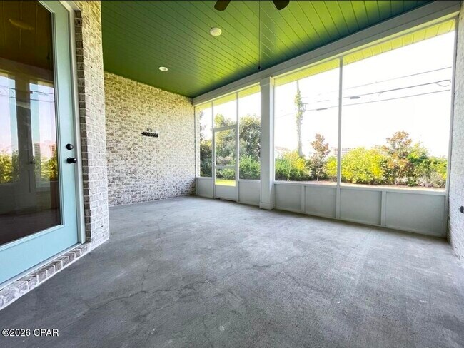 Building Photo - 4640 Delwood Park Blvd