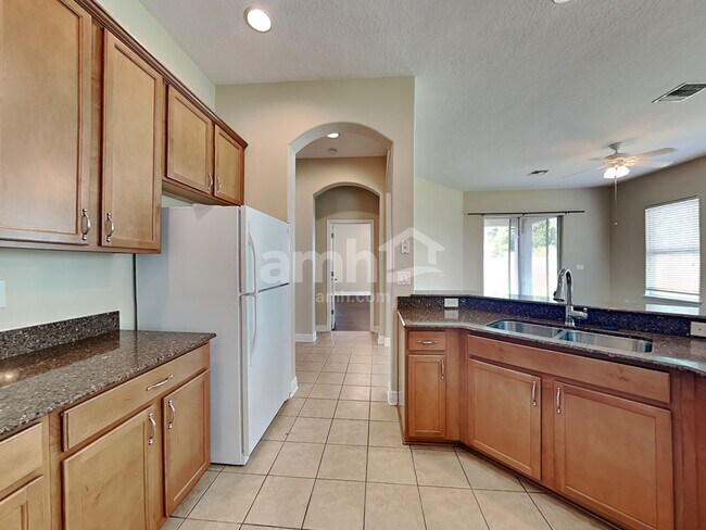 Building Photo - 7550 Bulls Head Dr