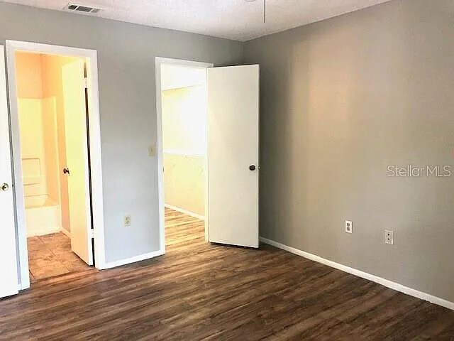 Building Photo - 956 Salt Pond Pl