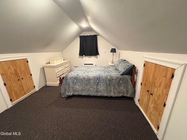 Building Photo - 260 Clark Rd