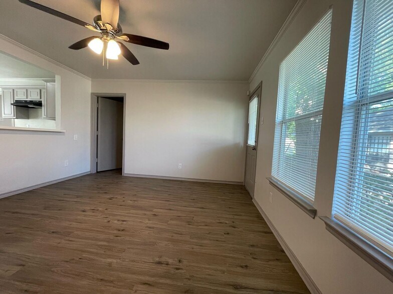 Building Photo - 4102 Opal Ave