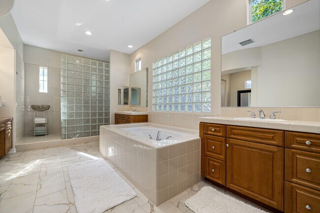 Building Photo - 78980 Citrus