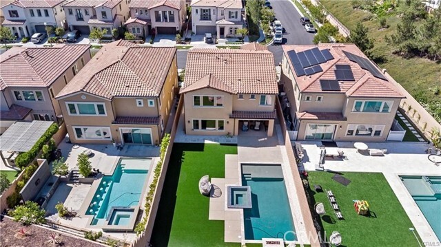 Building Photo - 52 Pedigree