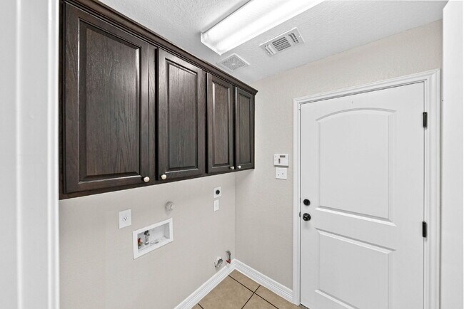 Building Photo - Corner Homesite. Gated Community. 4 Bedroom 1 Story with Formal Dining and Formal Office