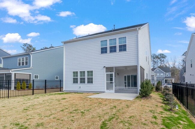 Building Photo - Light & Bright 4BR 3BA house in Tryon, Wak...