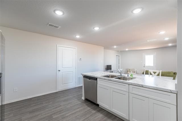 Building Photo - 201 Coyote Creek Ct
