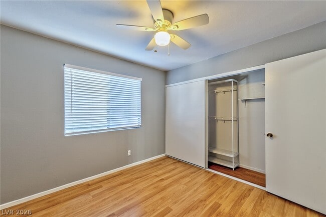 Building Photo - 2078 Waverly Cir