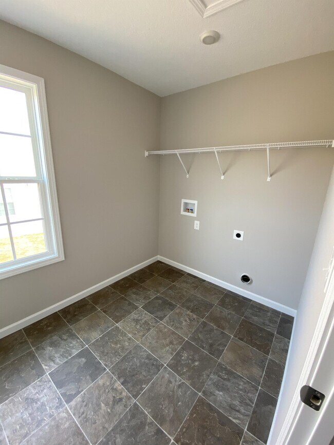 Building Photo - 8233 Zodiac Ln