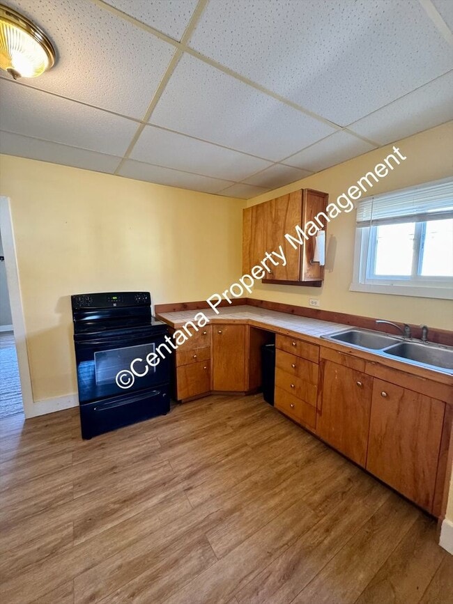Building Photo - 1 Bed 1 Bath located in the heart of Anaconda