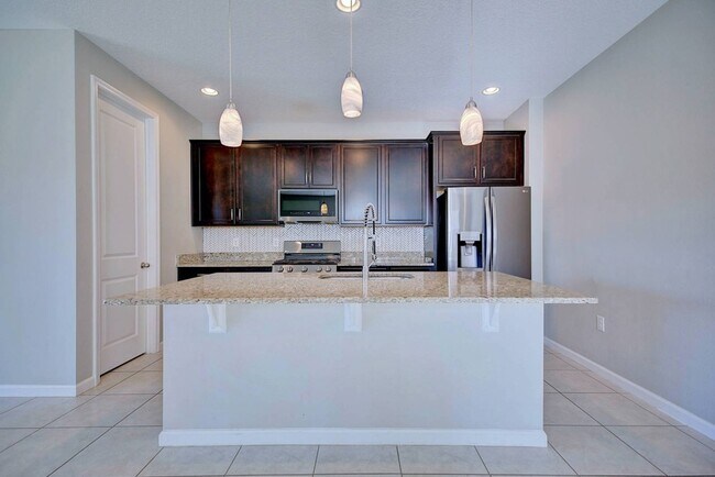 Building Photo - 244 Bella Verano Way