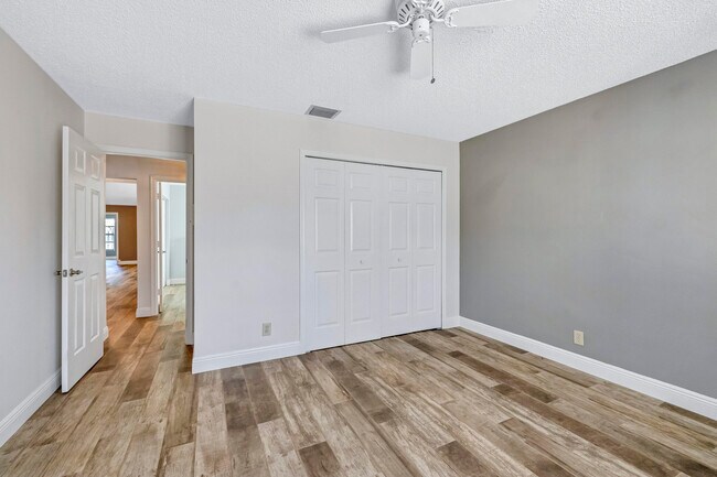 Building Photo - 2075 NW 15th Pl