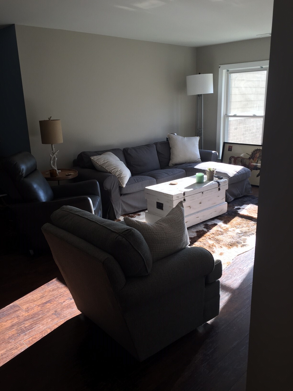 living room - 605 Admiral Dr