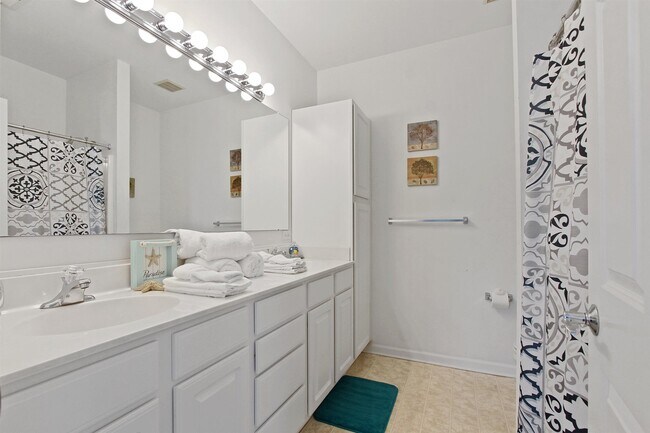 Building Photo - 35542 E Atlantic Cir