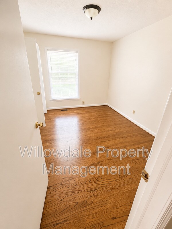 Building Photo - 2312 Sierra Dr