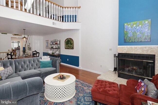 Building Photo - 455 Fortress Way