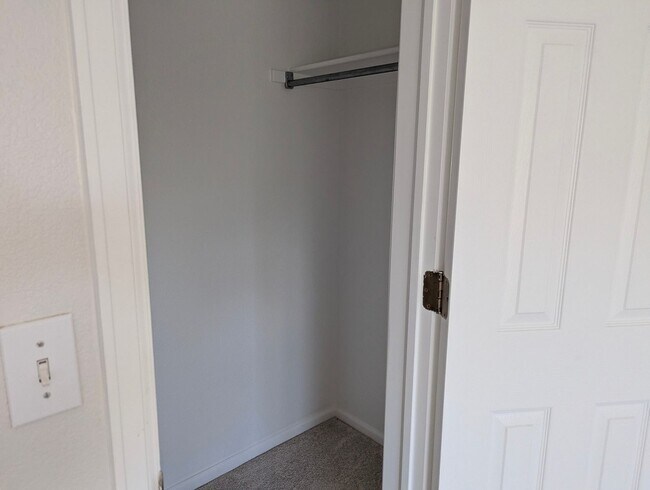 Building Photo - Charming 2BR Condo in Aurora