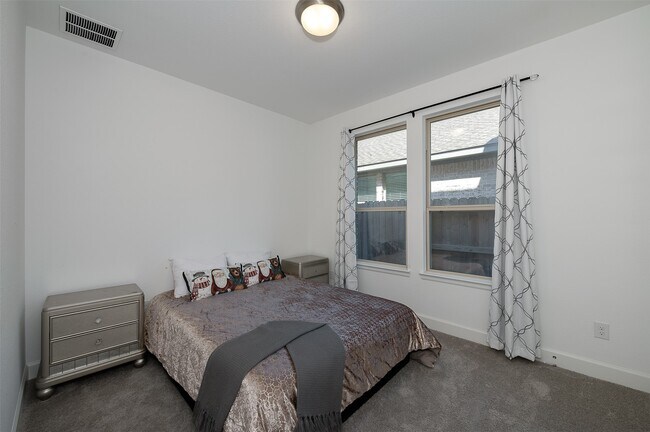 Building Photo - 20519 Bronco Rdg Dr