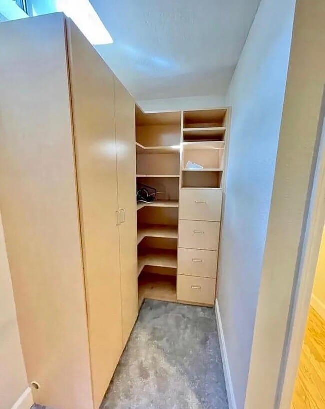 Building Photo - 959 La Mesa Terrace