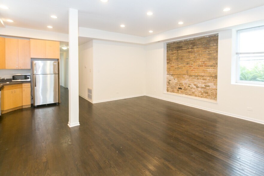 Building Photo - 2112 N Campbell Ave