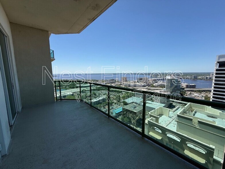 Building Photo - 1431 Ztp - Riverplace