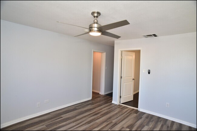 Building Photo - 3600 Volcanic Ave