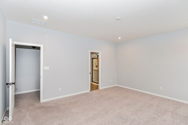 Building Photo - 9924 Mosaic Blue Wy