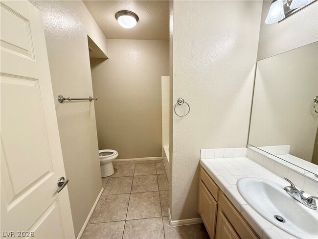 Building Photo - 5250 S Rainbow Blvd