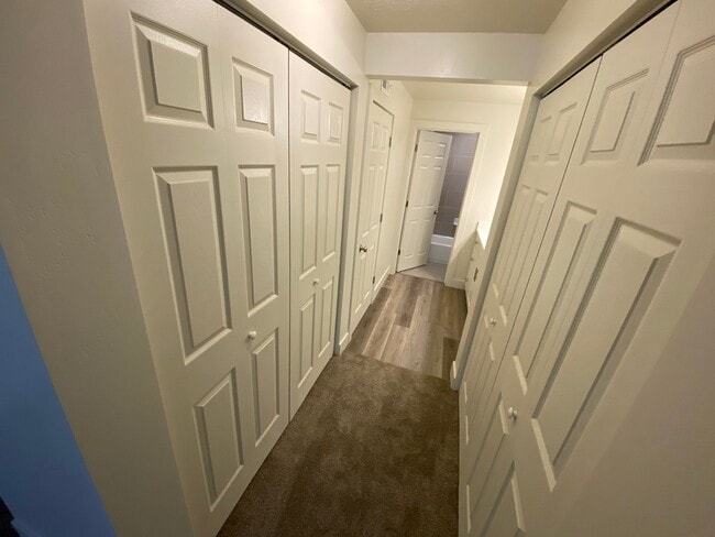 Building Photo - Completely Renovated Provo Condo Available...