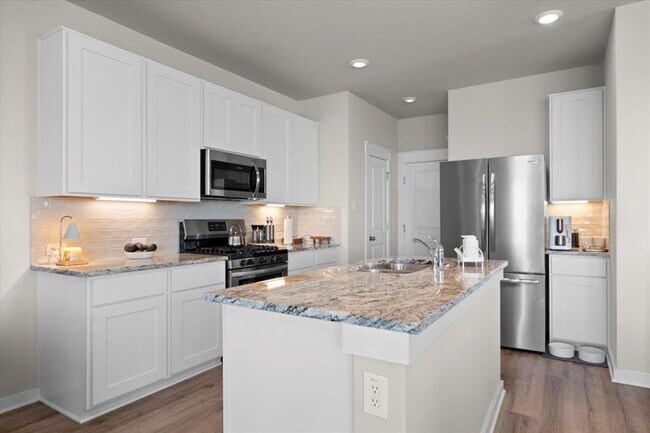 Building Photo - 1530 McKinney Dr