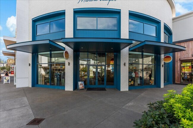 Building Photo - $500 off 1st month! Renovated 4-bdrm, 2-ba...