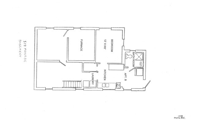 Building Photo - 7 Bedroom 3 Bathroom Unit with Updates! Available August 2026