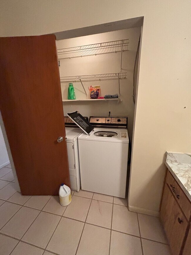 Building Photo - FURNISHED RENTAL IN GATED ORANGE BLOSSOM RANCH