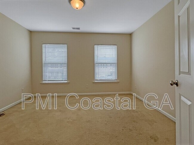 Building Photo - 145 Somersby Blvd