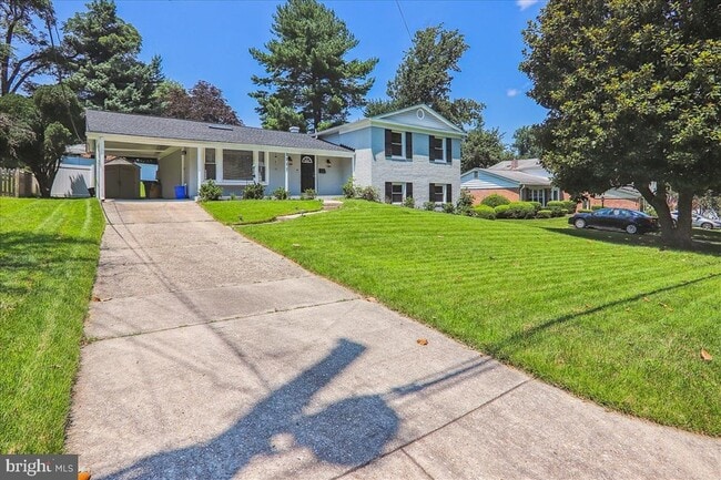 Building Photo - 2711 Weller Rd