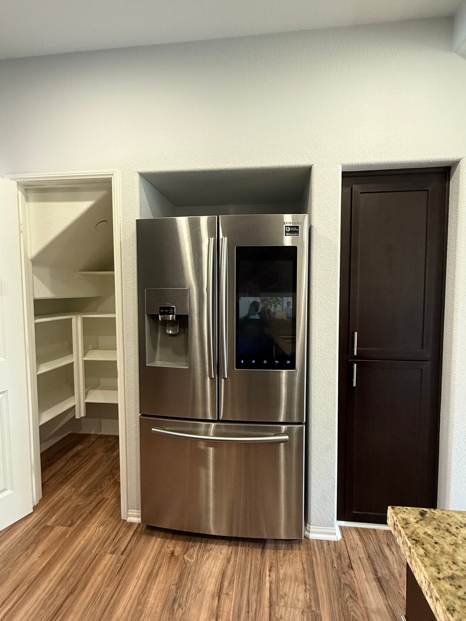 Building Photo - 1460 Mockingbird Ct