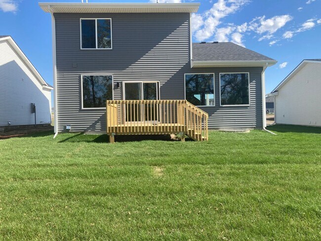 Building Photo - 3 Bedroom, 2.5 Bathroom, New Construction ...