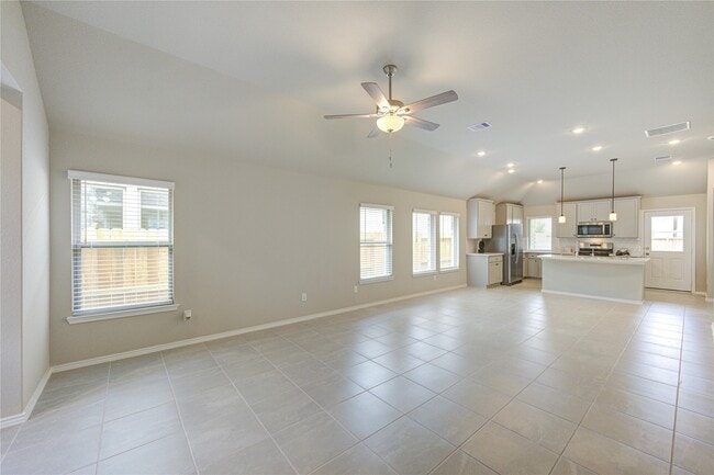 Building Photo - 203 Bright Vly Wy