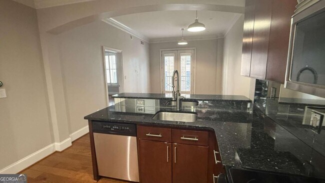 Building Photo - 2277/2255 Peachtree Rd NE