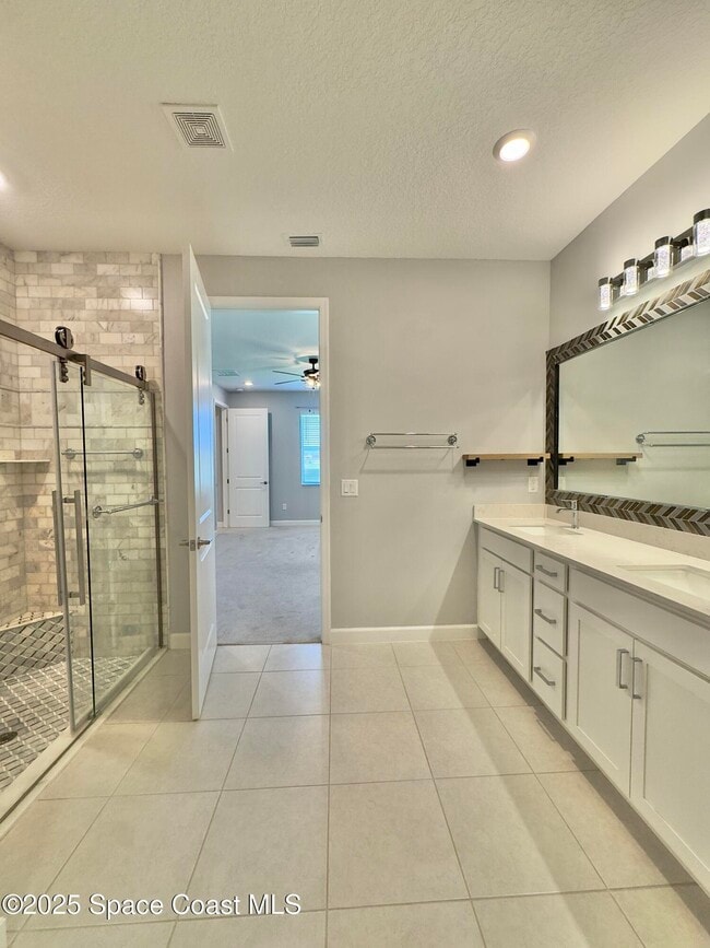 Building Photo - 687 Veridian Cir NW