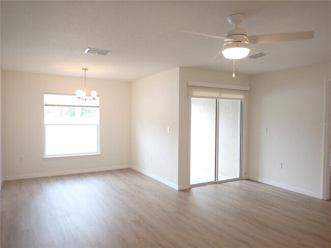 Building Photo - 44 Slumber Path